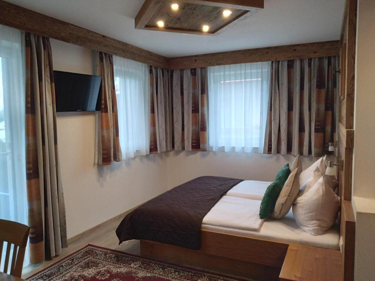 Apartments By Pension Ballwein سالزبورغ المظهر الخارجي الصورة